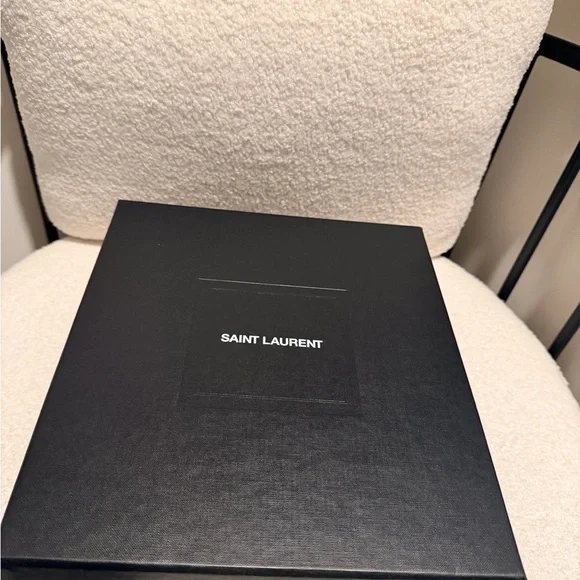 Saint Laurent Tribute High Heels - Picture 13 of 13